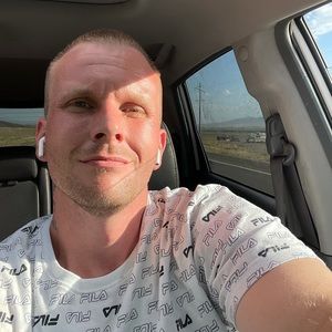 Meet your Posher, Jeffrey